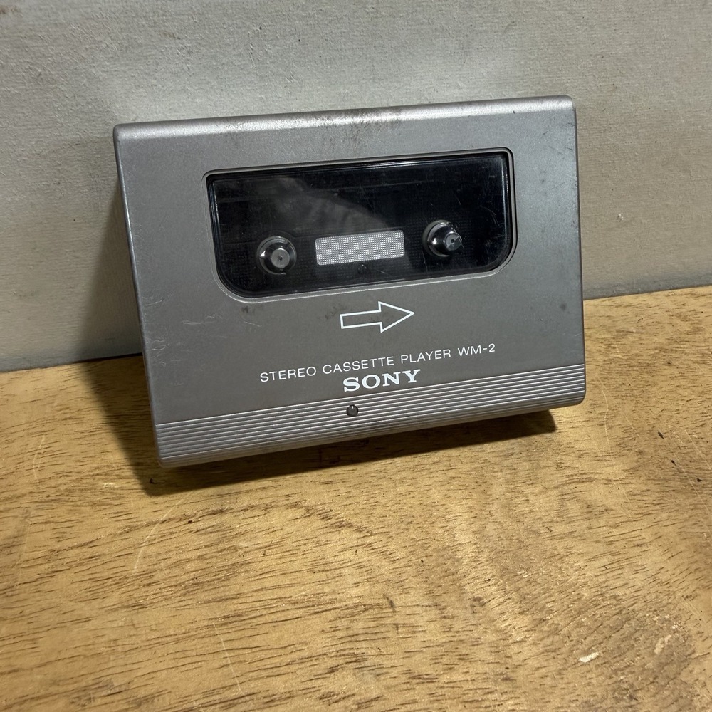 Vintage Sony Walkman II WM-2 Silver Portable Stereo Cassette Player - For Parts - Picture 3 of 10